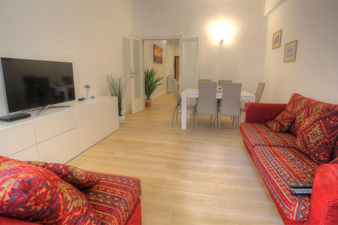 Holiday Aroma Apartment ภายนอก รูปภาพ