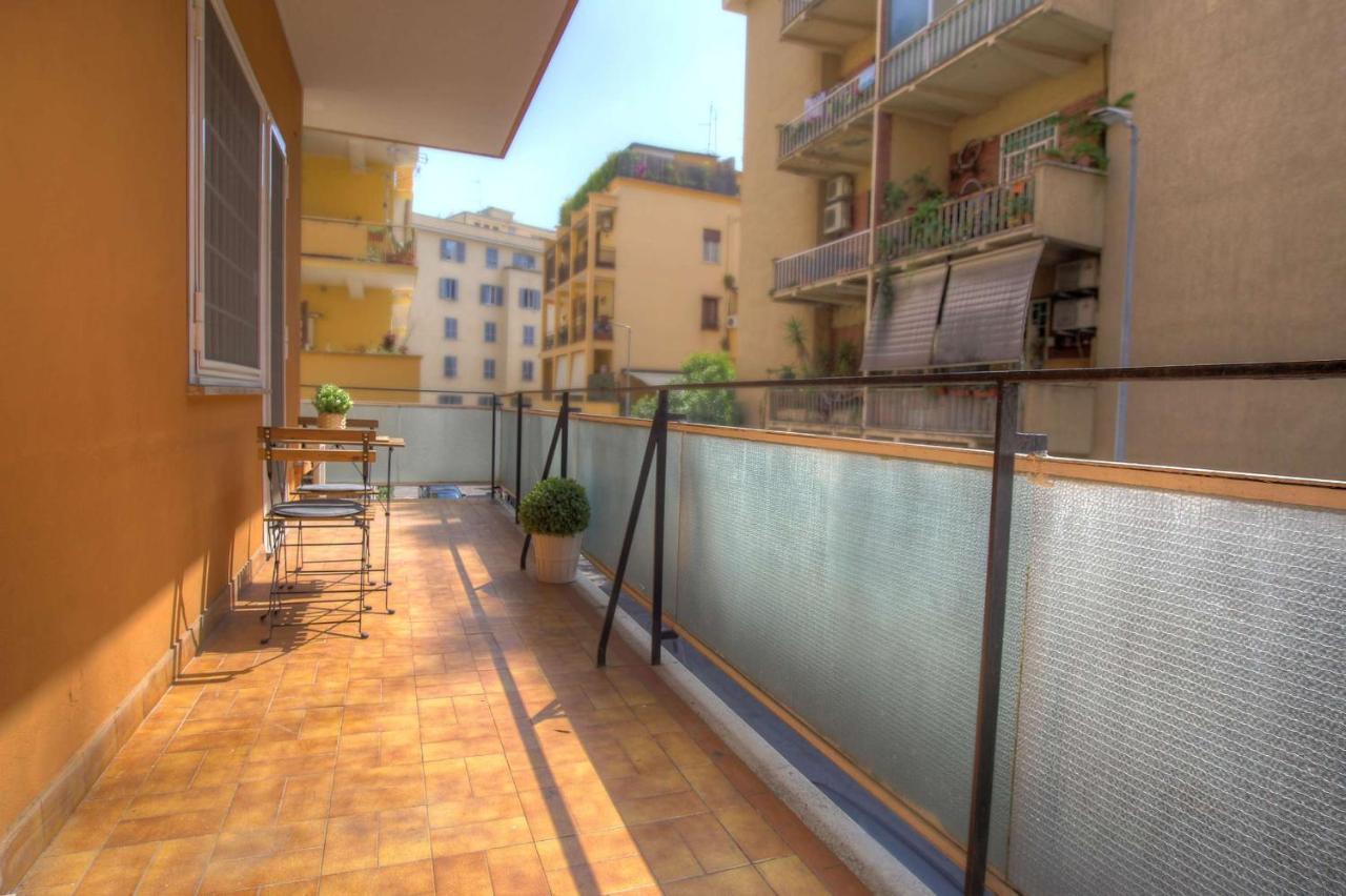 Holiday Aroma Apartment ภายนอก รูปภาพ