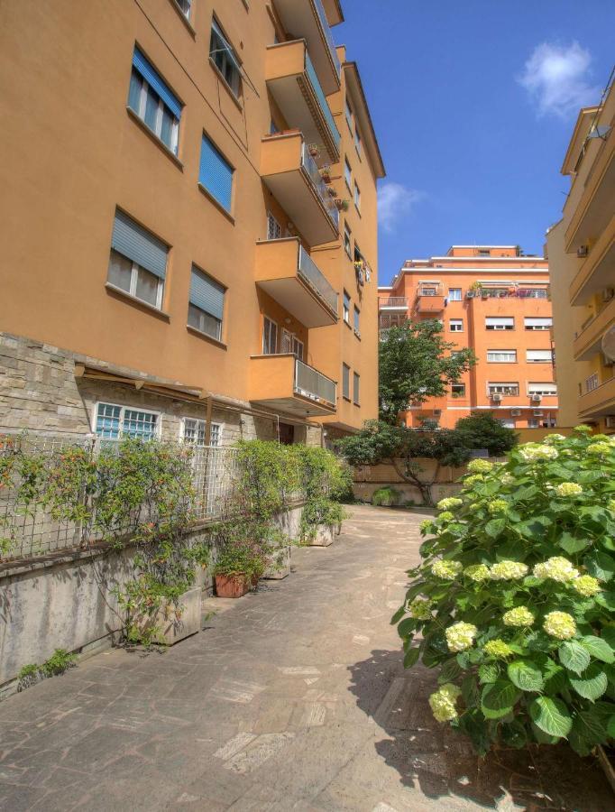 Holiday Aroma Apartment ภายนอก รูปภาพ